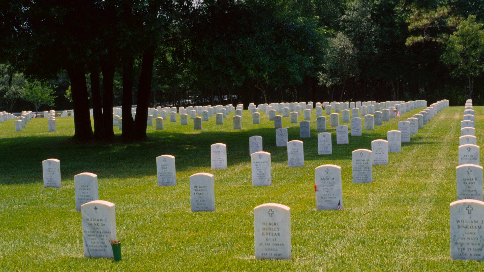 http://www.onoranze-funebri-roma.com/wp-secret-content/uploads/2016/05/veterans-administration-cemetery-headstones-1883.jpg