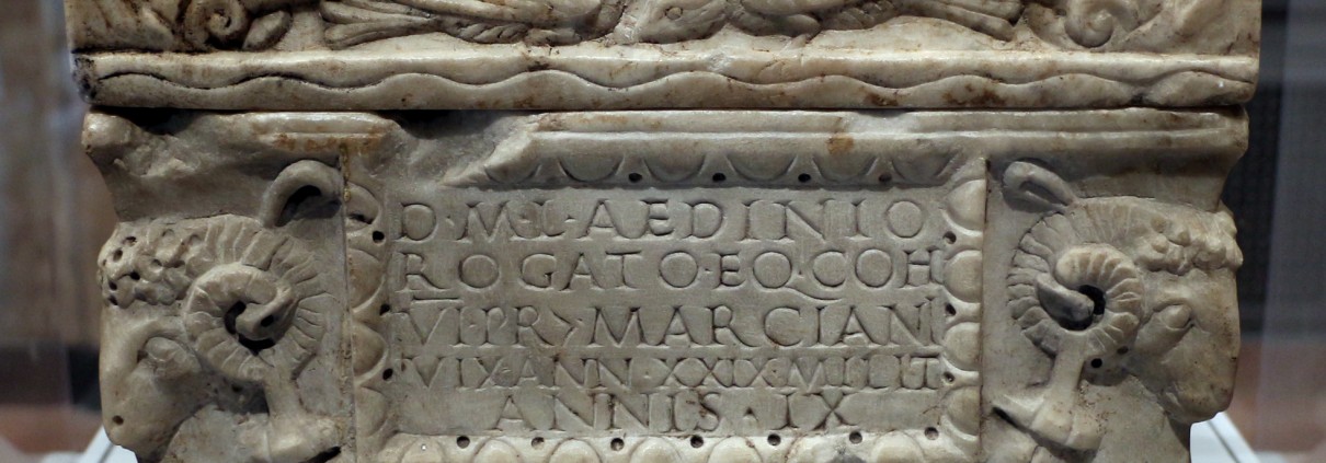 Urna Cineraria (da Wikimedia Commons)