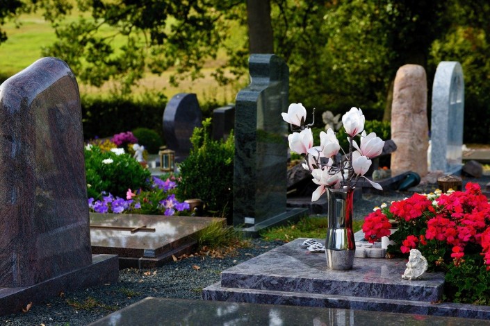 graves-g512610748_1280